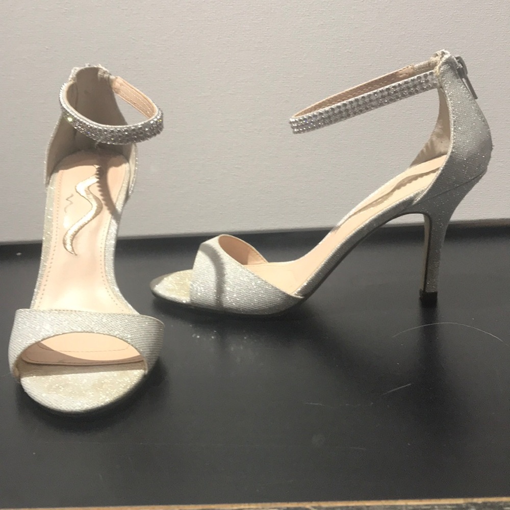 Nina Rhinestone ankle strap sandal heels, size 7, gently used.